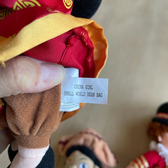 Bundle of Vintage Disney Store It's A Small World Bean Bag Plush Toys - Picture 5 of 14